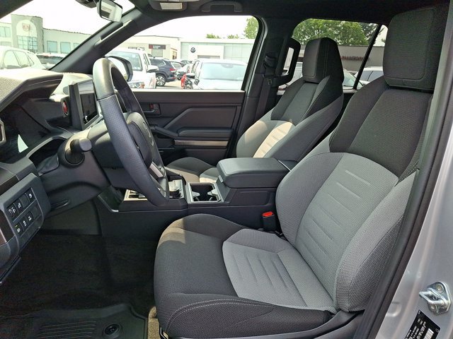 Used 2025 Toyota 4Runner TRD Sport AWD/4WD image 17