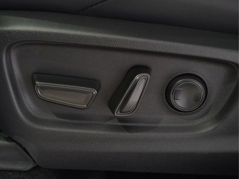 New 2026 Toyota C-HR AWD/4WD image 20