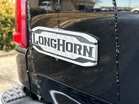 New 2026 RAM 1500 Limited w/ Trailer Tow Group image 15