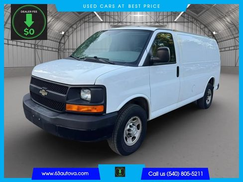 Used 2015 Chevrolet Express 3500 RWD image 1