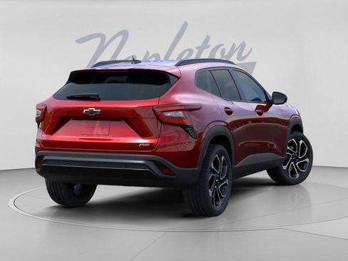 New 2026 Chevrolet Trax RS w/ Driver Confidence Package FWD image 4
