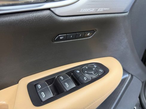 Used 2024 Cadillac XT6 Sport w/ LPO, ONYX Package AWD/4WD image 28
