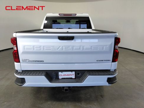 Used 2023 Chevrolet Silverado 1500 Custom AWD/4WD image 6