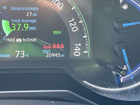 Used 2025 Toyota RAV4 XLE image 36