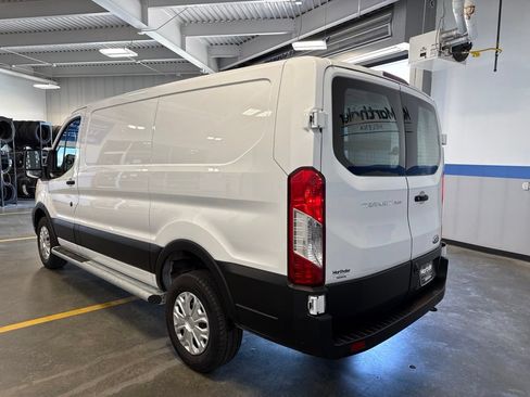Used 2025 Ford Transit 250 Low Roof w/ Exterior Upgrade Package RWD image 5