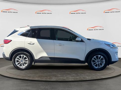 Used 2021 Ford Escape SE AWD/4WD image 6