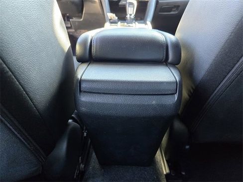 Used 2019 Honda Civic Sport image 15