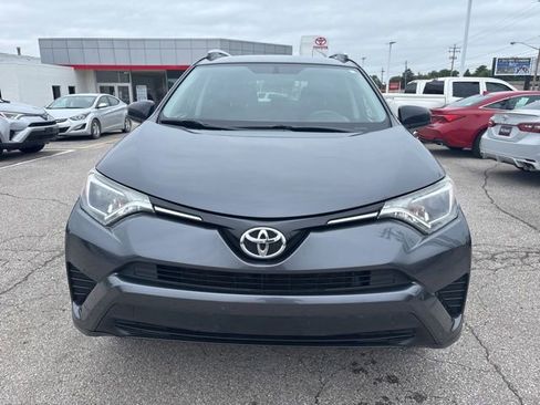 Used 2016 Toyota RAV4 LE FWD image 2