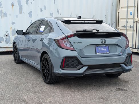 Used 2018 Honda Civic EX image 6