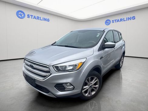 Used 2019 Ford Escape SE FWD image 6