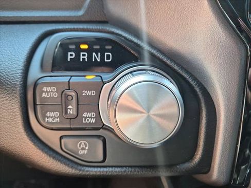 Used 2023 RAM 1500 Laramie AWD/4WD image 10