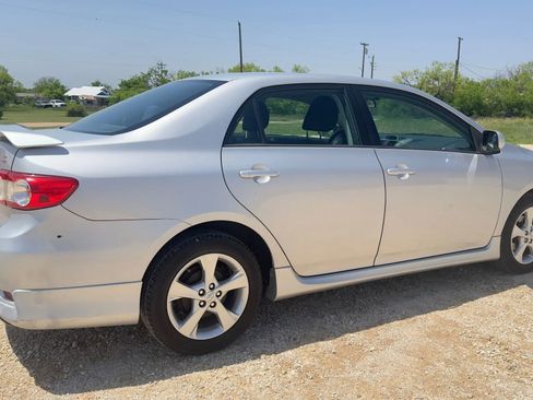 Used 2012 Toyota Corolla S image 10