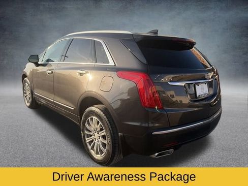 Used 2018 Cadillac XT5 Luxury w/ Driver Awareness Package image 9