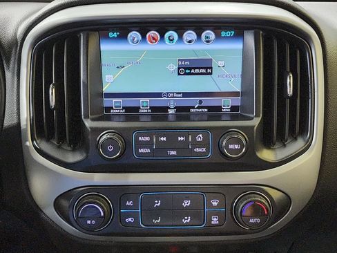 Used 2018 Chevrolet Colorado ZR2 AWD/4WD image 16