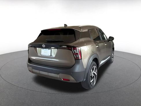 Used 2026 Nissan Kicks SV w/ Cold Weather Package FWD image 14