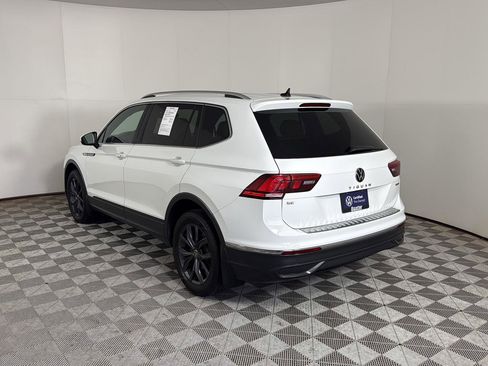Certified 2022 Volkswagen Tiguan SE AWD/4WD image 13
