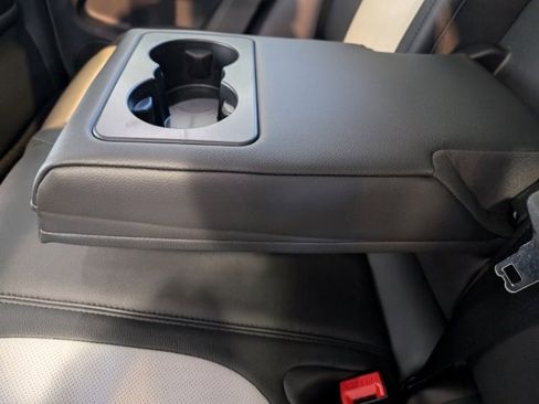 Used 2025 Land Rover Range Rover Evoque Dynamic SE image 20