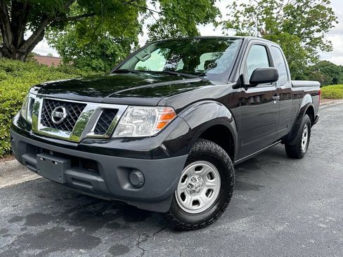 Used 2017 Nissan Frontier S RWD image 3