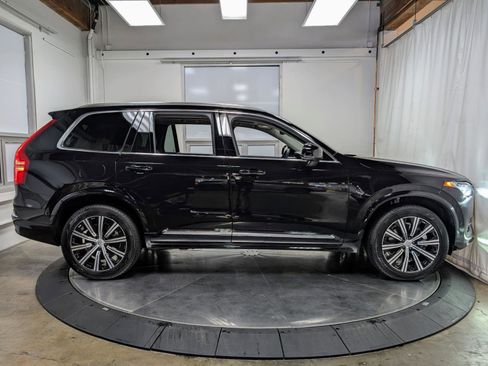 Used 2025 Volvo XC90 B6 Plus image 10