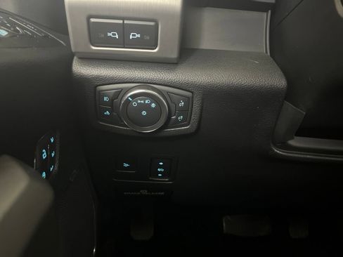 Used 2021 Ford F250 Platinum w/ Tremor Off-Road Package AWD/4WD image 59