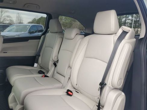 New 2026 Honda Odyssey EX-L image 9