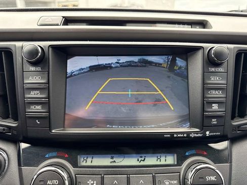 Used 2017 Toyota RAV4 XLE FWD image 24