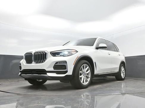 Used 2019 BMW X5 xDrive40i w/ Luxury Seating Package image 1