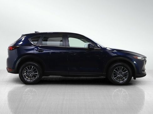 Used 2017 MAZDA CX-5 Touring image 6