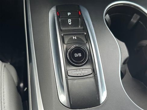 Used 2017 Acura MDX w/ Technology & Entertainment image 23