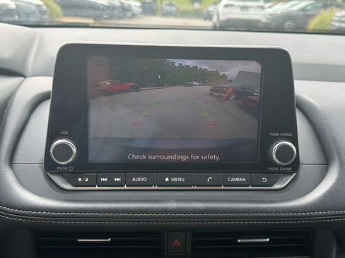 Used 2024 Nissan Rogue SV AWD/4WD image 33