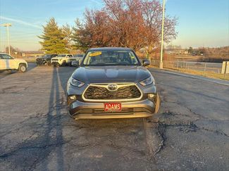 Certified 2023 Toyota Highlander LE video 2