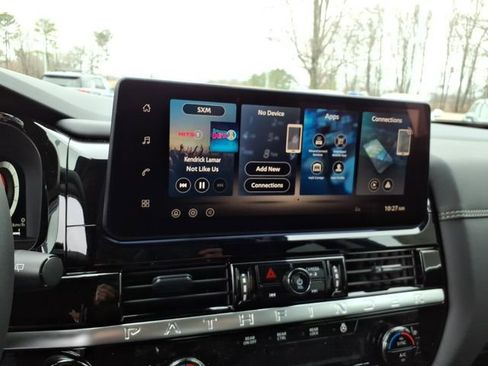 New 2026 Nissan Pathfinder Platinum image 12