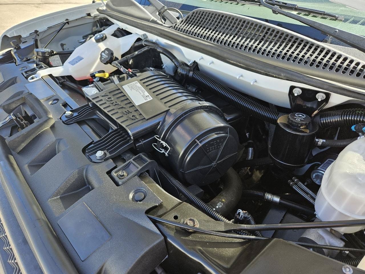 Used 2019 Chevrolet Express 3500 LS RWD image 41