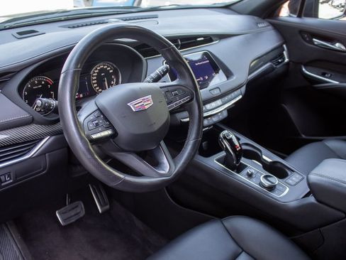 Used 2023 Cadillac XT4 Sport AWD/4WD image 11