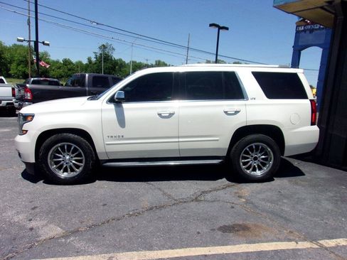 Used 2015 Chevrolet Tahoe LTZ image 2