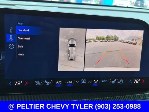 Used 2025 Chevrolet Traverse High Country FWD image 26