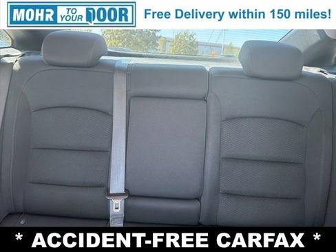 Used 2022 Chevrolet Malibu LT FWD image 28