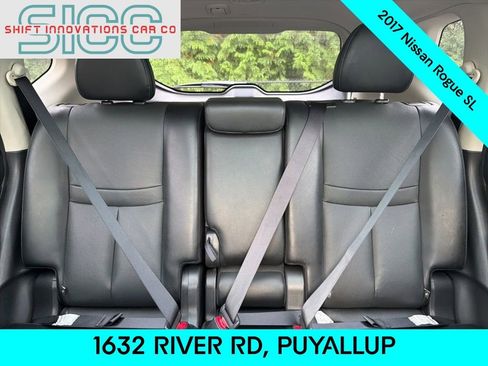 Used 2017 Nissan Rogue SL w/ SL Premium Package image 24