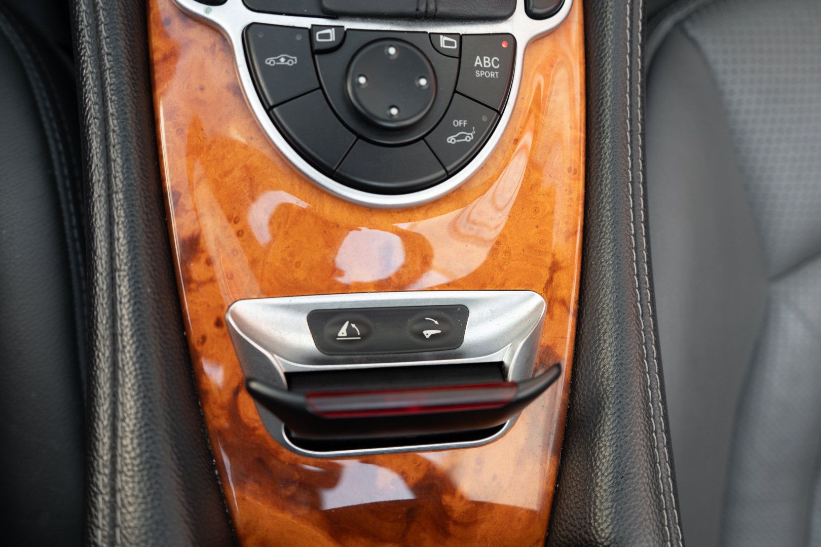 Used 2003 Mercedes-Benz SL 55 AMG image 28