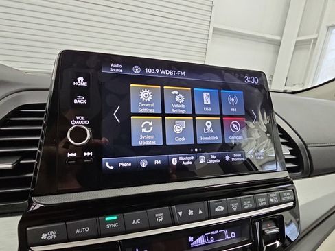 New 2026 Honda Odyssey EX-L image 16