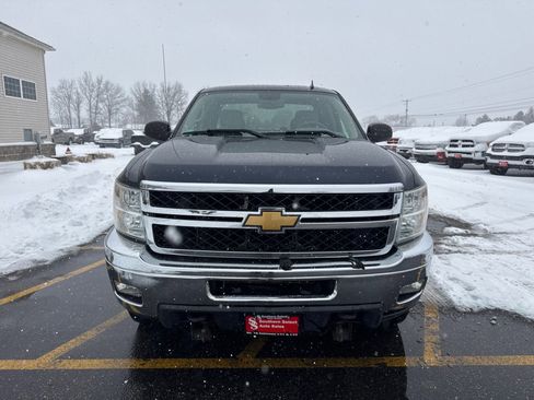 Used 2012 Chevrolet Silverado 2500 LT w/ Interior Plus Package image 3