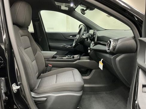 New 2027 Chevrolet Equinox LT w/ LPO, Floor Liner Package AWD/4WD image 26