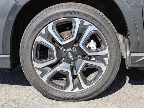 Used 2023 Subaru Ascent Touring image 9