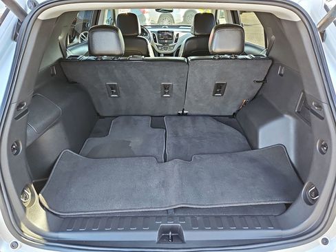 Used 2021 Chevrolet Equinox Premier image 31