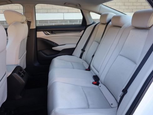 Used 2018 Honda Accord EX image 20