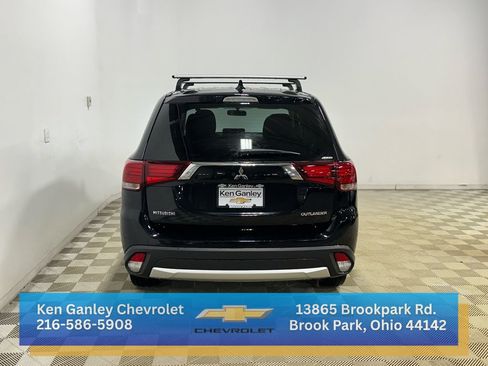 Used 2017 Mitsubishi Outlander ES image 5