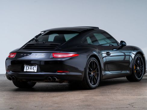 Used 2013 Porsche 911 Carrera S RWD image 6