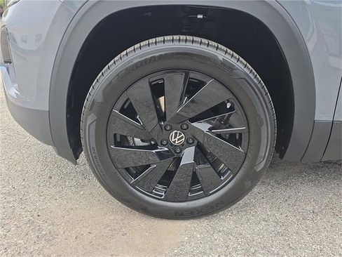 New 2026 Volkswagen Atlas Cross Sport SE image 10