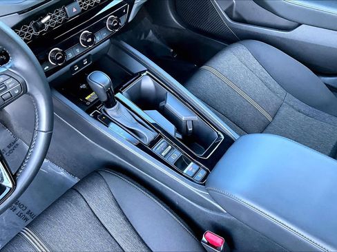 Used 2025 Honda Accord Sport image 17