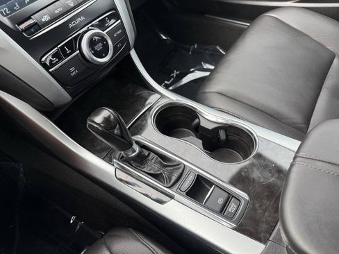 Used 2020 Acura TLX FWD image 19
